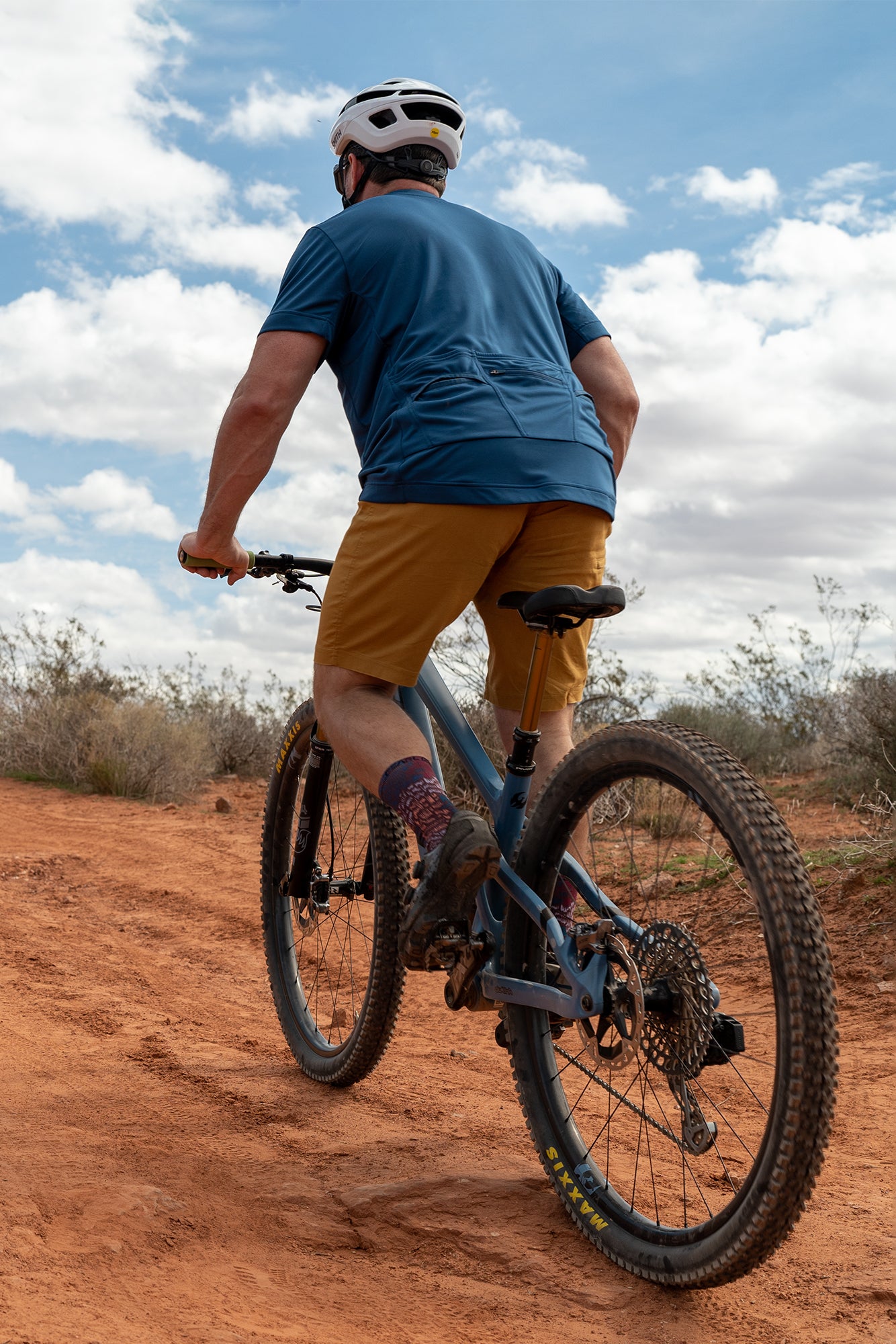 Mountain bike jersey clearance with pockets